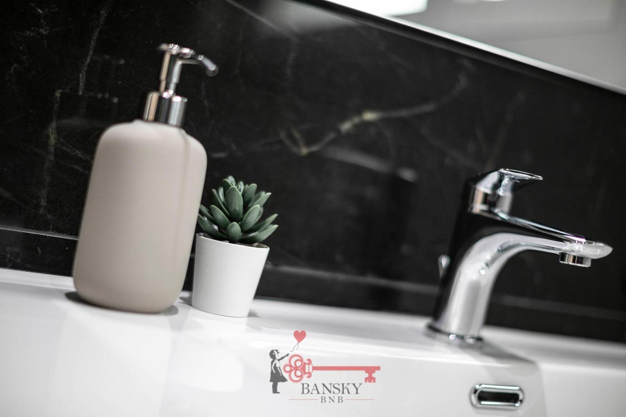 Home Sofia Room 4 - 5Min Station -By Easylife Swiss Lugano Buitenkant foto